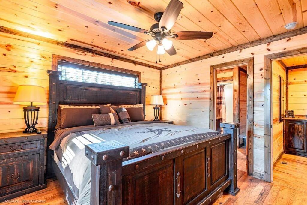 Iron Horse Lodge Sleeps 18, Games, Fire Pit, Hot Tub, Ev, More بروكن بو المظهر الخارجي الصورة