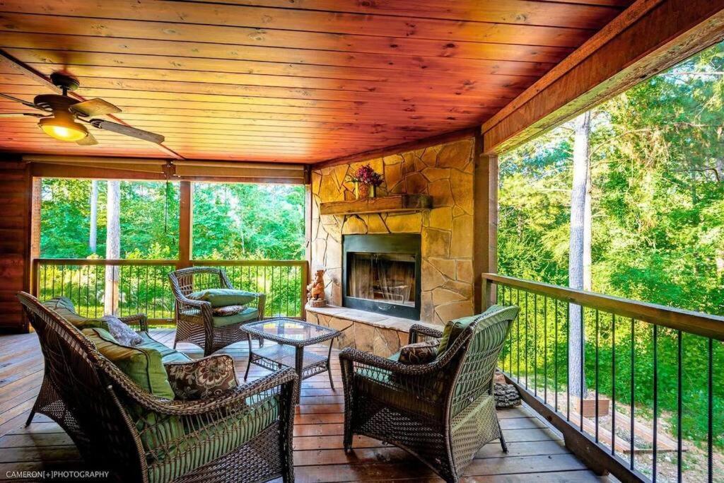 Iron Horse Lodge Sleeps 18, Games, Fire Pit, Hot Tub, Ev, More بروكن بو المظهر الخارجي الصورة