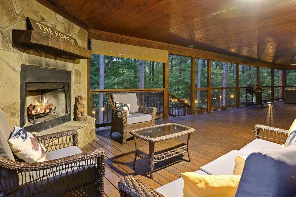 Iron Horse Lodge Sleeps 18, Games, Fire Pit, Hot Tub, Ev, More بروكن بو المظهر الخارجي الصورة